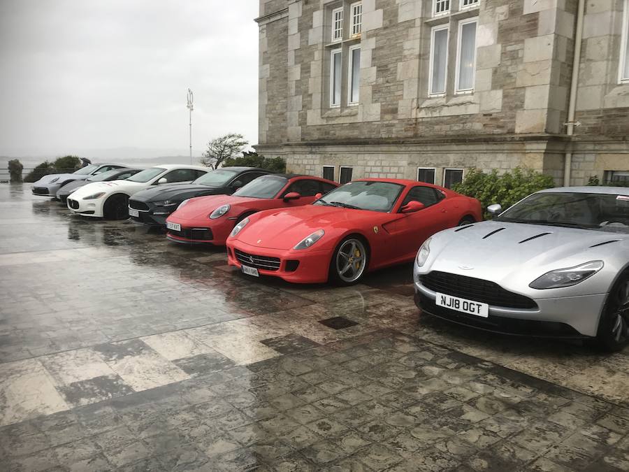 Superdeportivos Cantabria 'Ciudad de Santander' 2019 ha reunido este domingo en el Palacio de La Magdalena una treintena de coches de alta gama