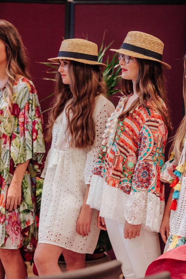 El desfile reunió tendencias para todas las edades y contó diseño nupcial del diseñador Ángel Palazuelos como broche final