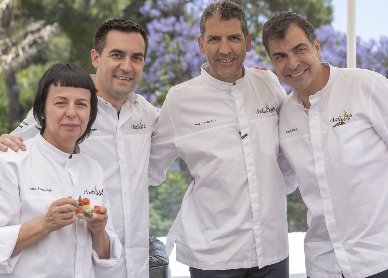 Veintisiete chefs con estrella Michelin cocinan juntos en un evento por la infancia