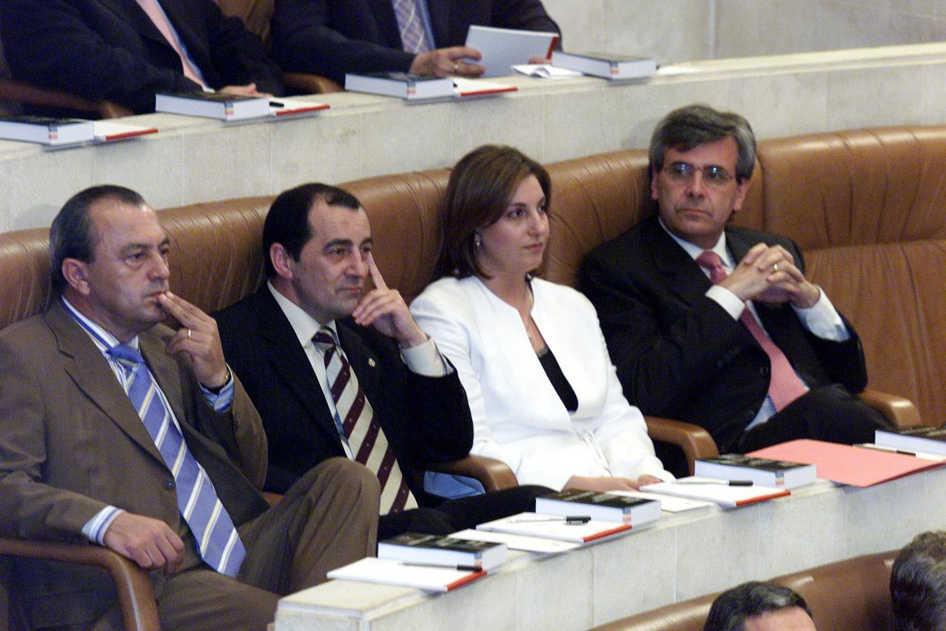 Javier López Marcano, Rafael Pérez Tezanos, Rosa Valdés y Rafael de la Sierra, en el Parlamento, en 1993.