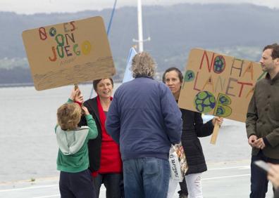 Imagen secundaria 1 - Los jóvenes marchan por el planeta