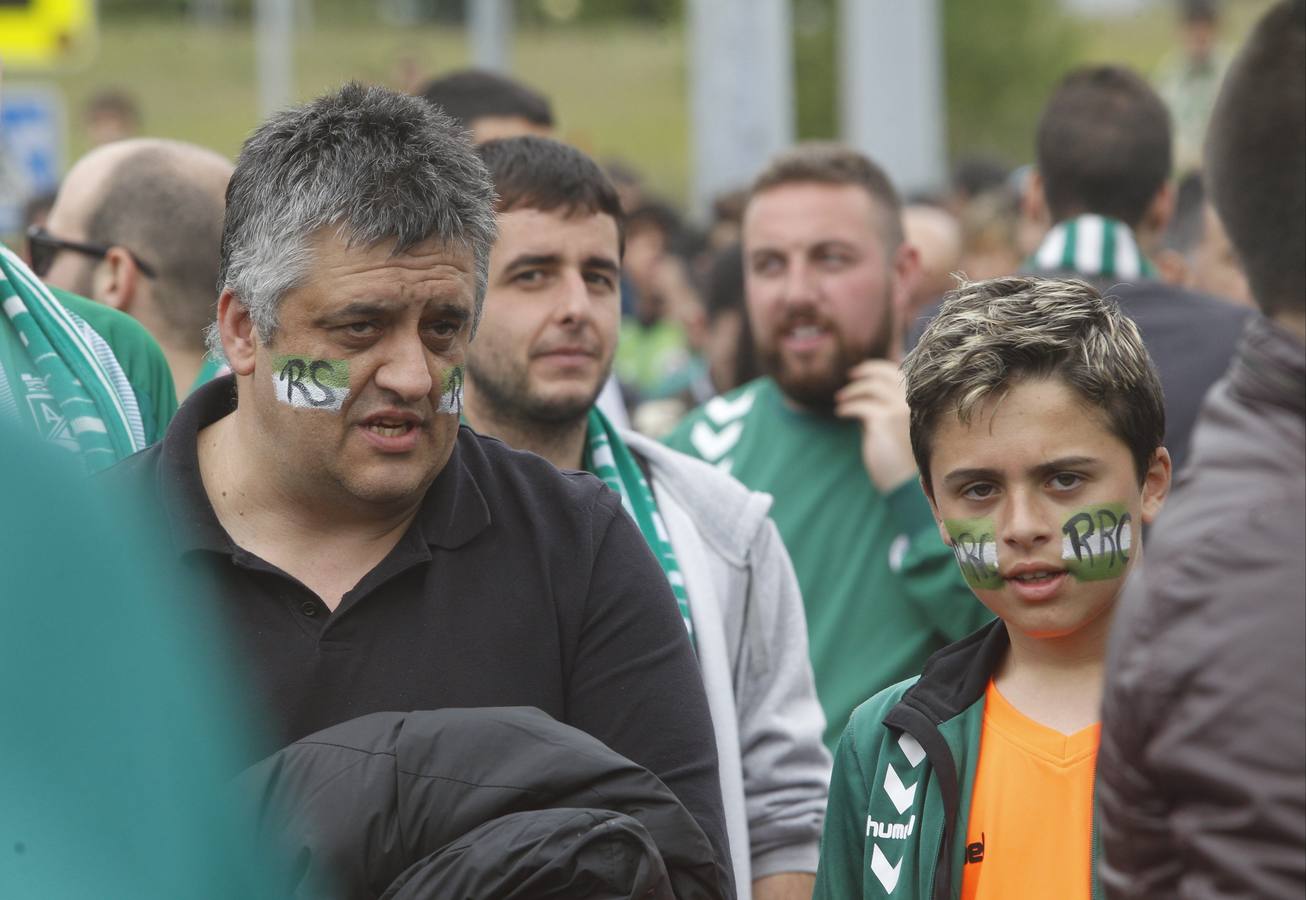 Fotos: Impresionante recibimiento a los jugadores racinguistas