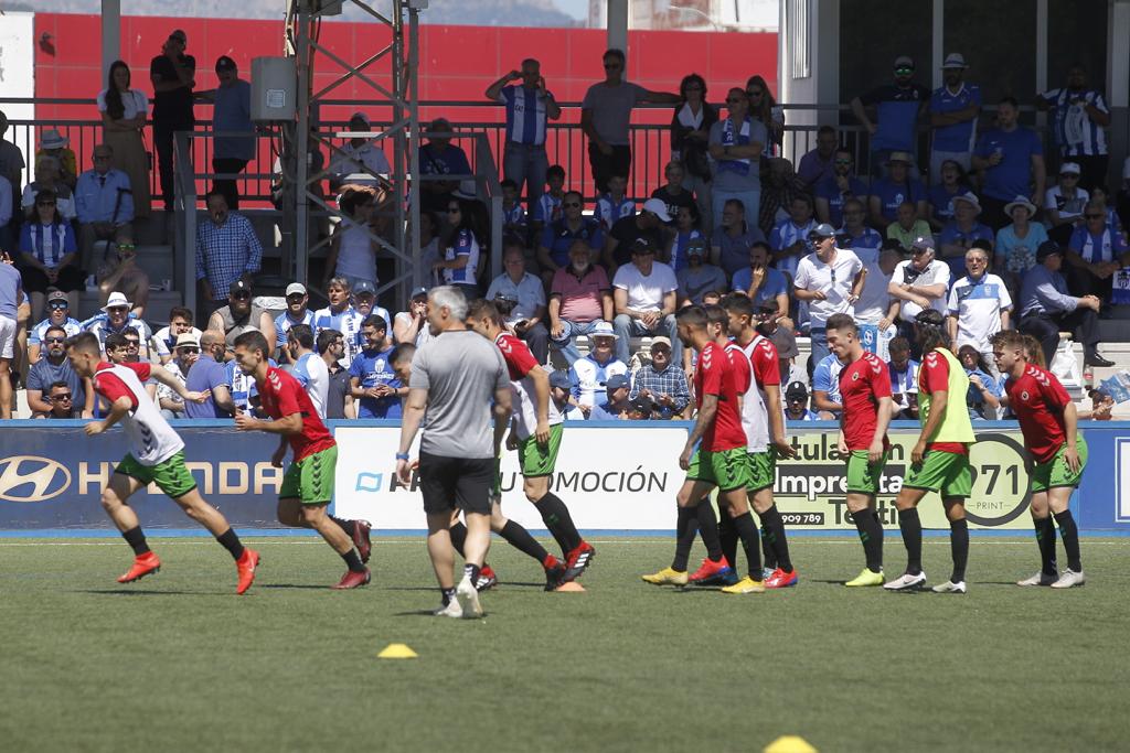 Un gol de Buñuel de penalti permitió al Racing subir de categoría tras el empate a cero de la ida