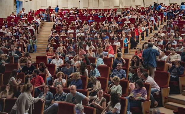 Anpe considera «inadmisible» que no se conozcan fechas ni sedes de las oposiciones de Educación