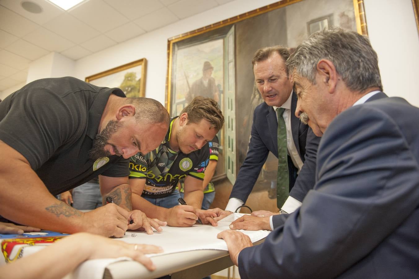 Fotos: Recibimiento de Revilla al CRS-Bathco tras su ascenso a División de Honor