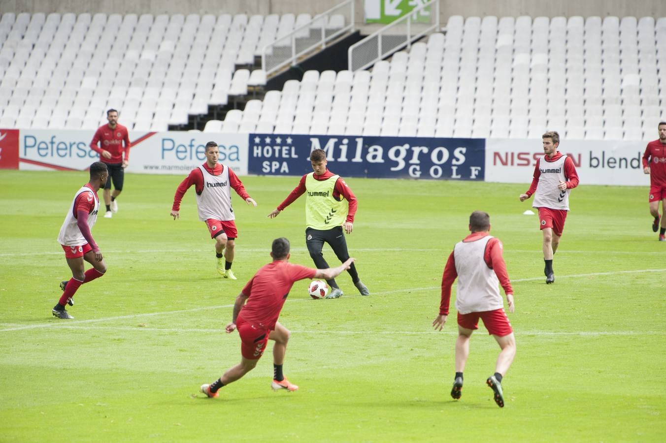 Fotos: Un entrenamiento relajado en los Campos de Sport dell Sardinero