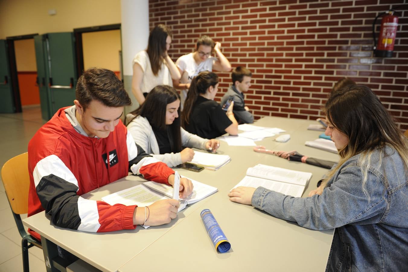 La novela de Ramón J. Sender ha sido la protagonista del examen de Lengua Española y Literatura | 2.440 estudiantes cántabros se enfrentan hasta el viernes a la prueba de acceso a la universidad