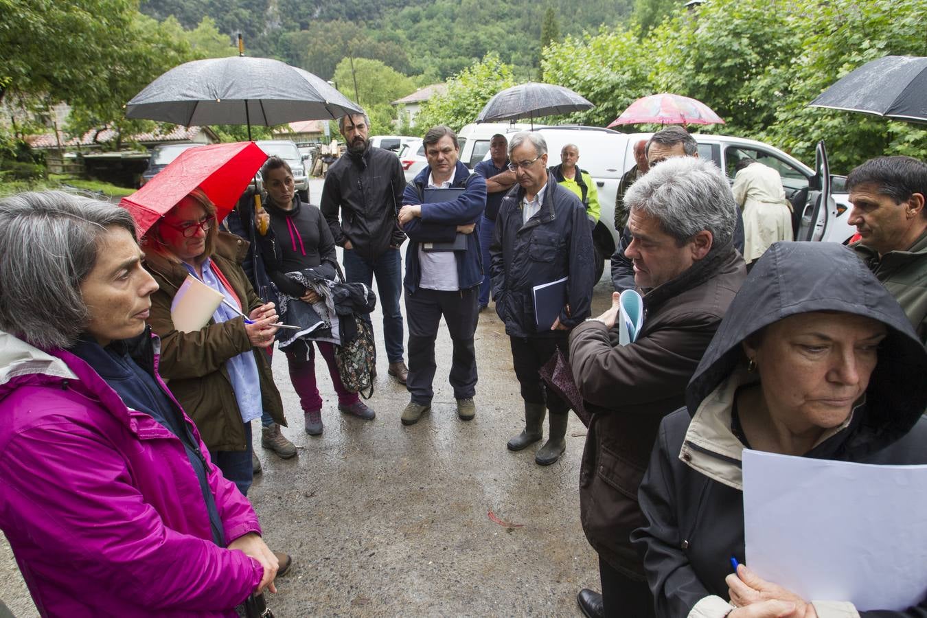 El Instituto Geográifico Nacional colocó ayer los 13 mojones que fijan los límites