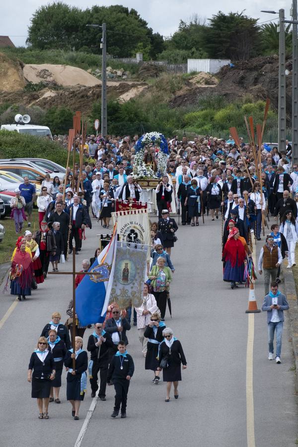 Fotos: Devoción y fiesta en la Virgen del Mar