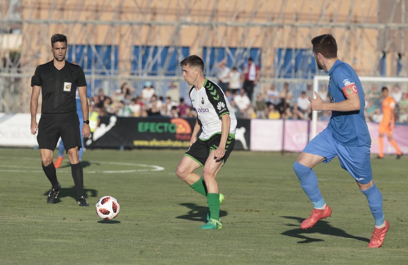 Fotos: Imágenes del Fuenlabrada-Racing