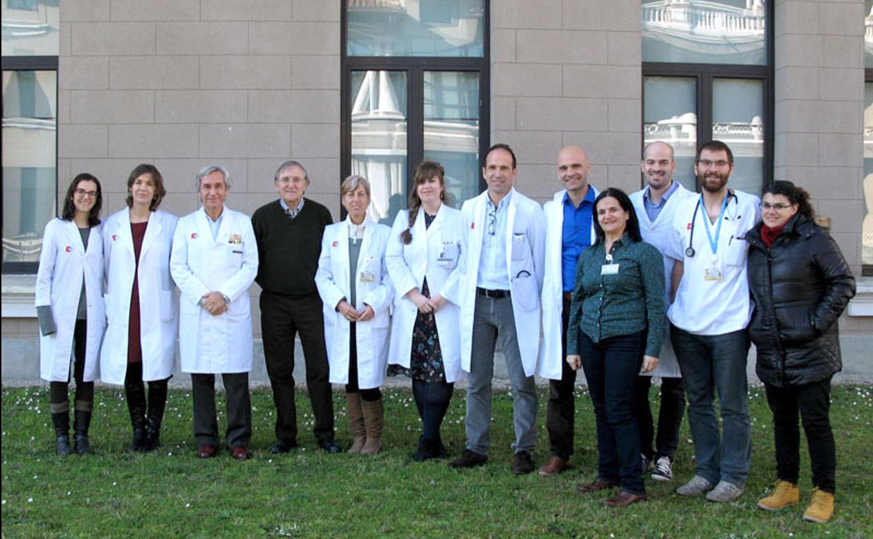 Profesionales del grupo de investigación de enfermedades neurodegenerativas de Valdecilla y del Idival.