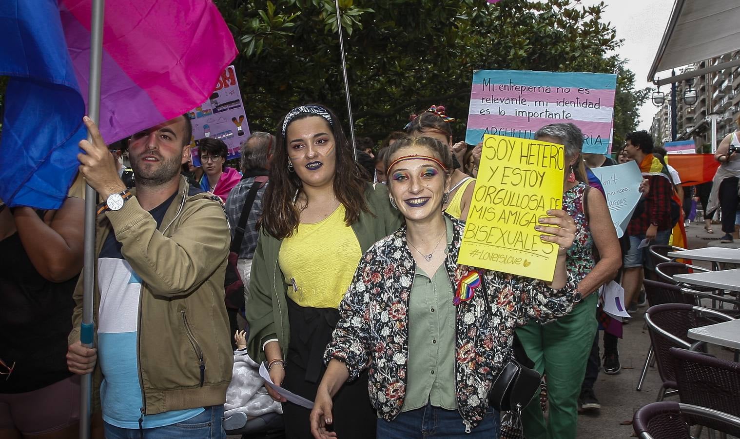 Fotos: La manifestación por el Día del Orgullo por el centro de Santander