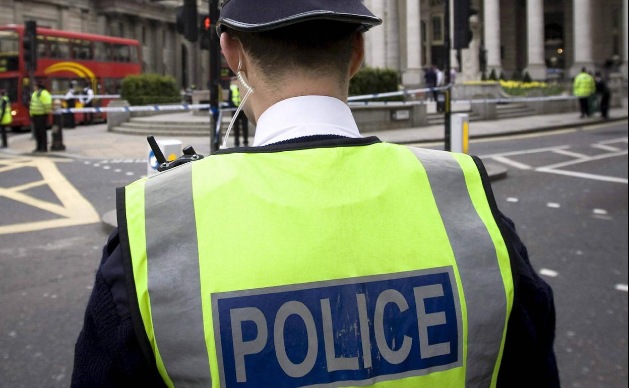 Muere el bebé de una mujer embarazada que fue apuñalada de muerte en Londres
