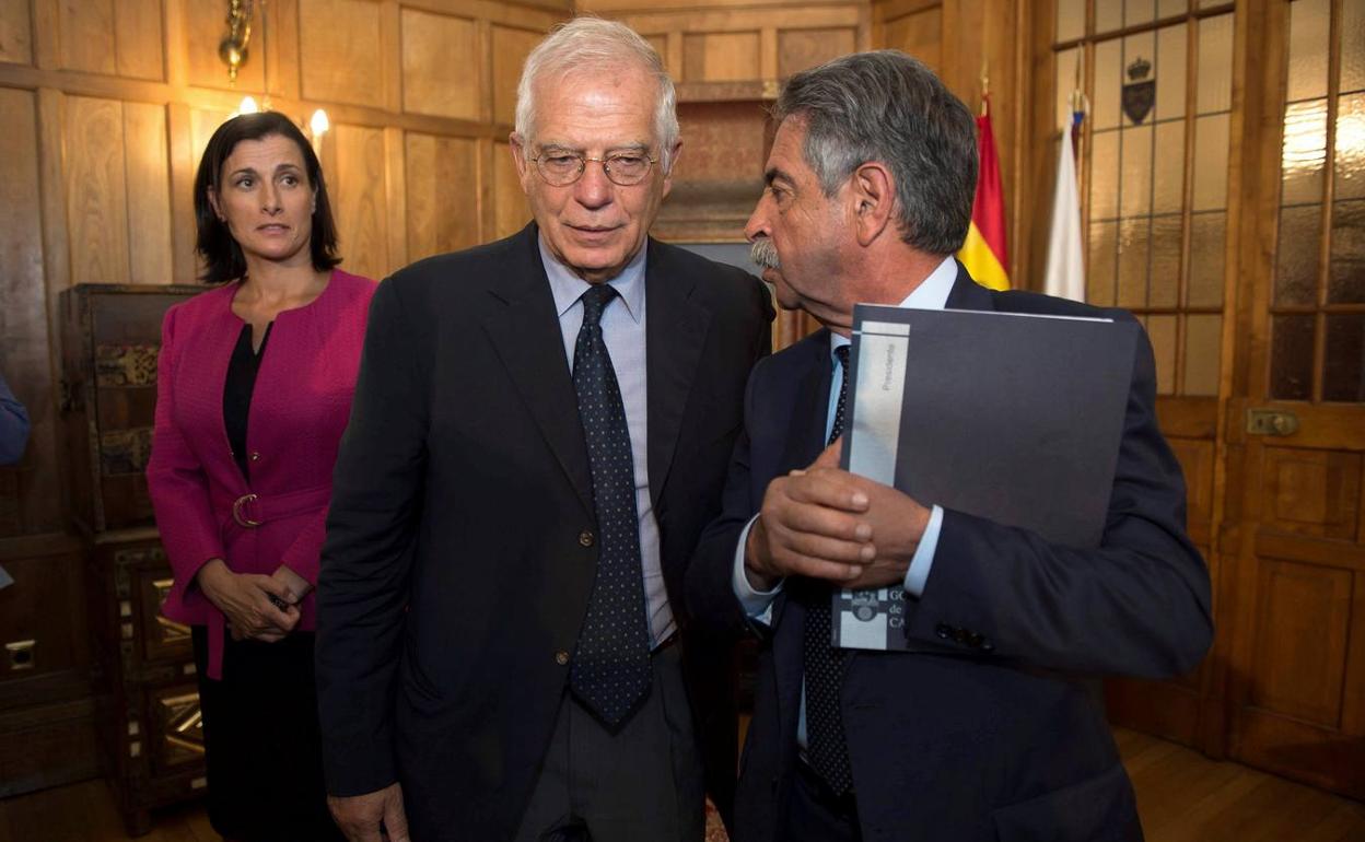 Revilla, Borrell e Igual, el año pasado en la UIMP.