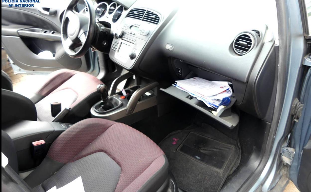 Cuatro adolescentes detenidos por desvalijar ocho coches en el centro de Santander