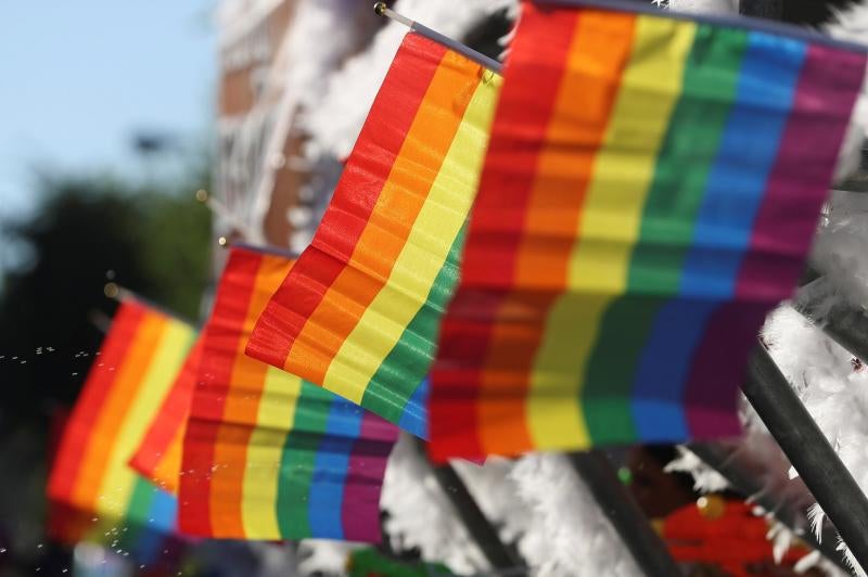 Fotos: Celebración superlativa y multicolor del Orgullo LGTBI en Madrid