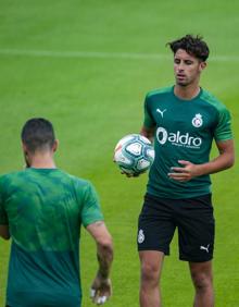 Imagen secundaria 2 - El Racing arranca los entrenamientos de una «temporada exigente»