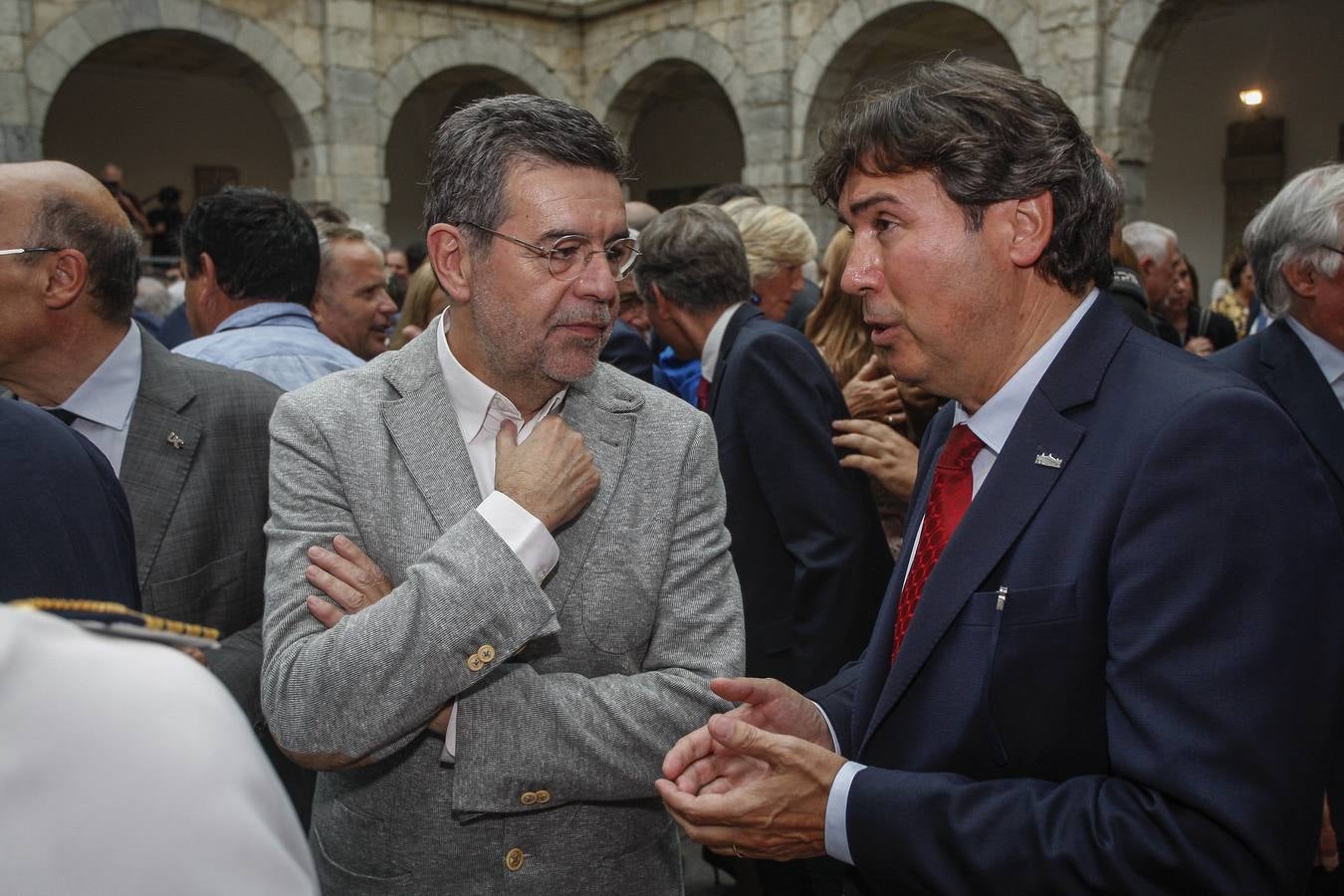 Ángel Agudo, exconsejero de Economía, junto al presidente del Puerto de Santander, Jaime González