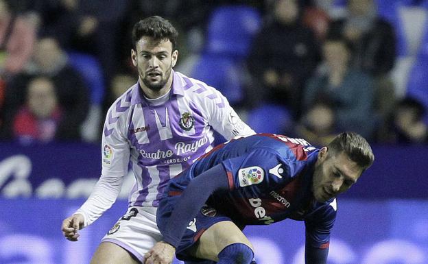 Moisés Delgado, durante un partido con el Valladolid la temporada pasada. 