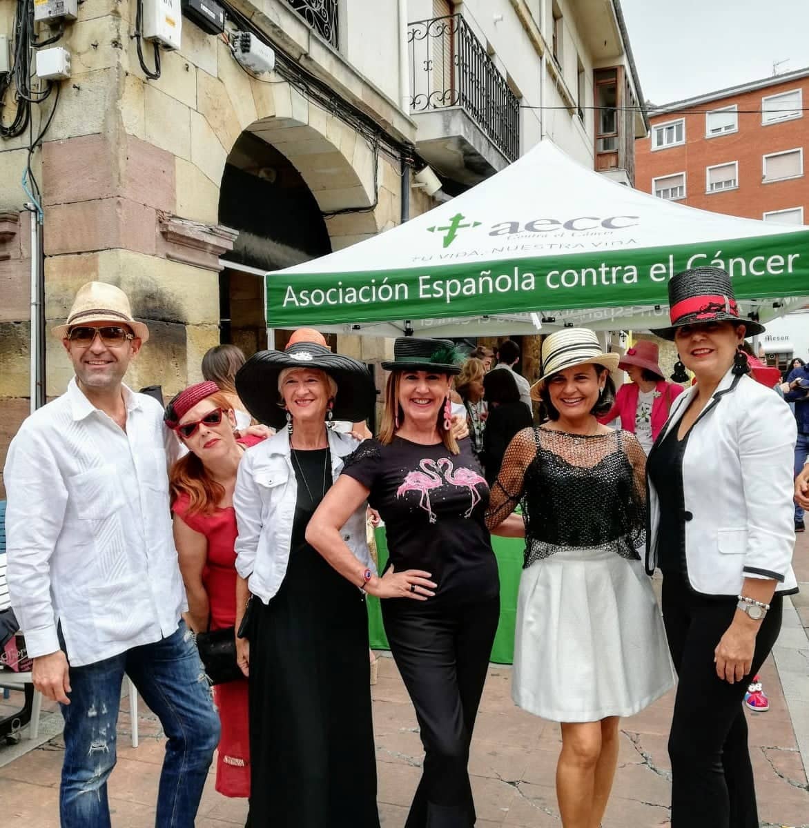 José Luis Callejo, María José Pereda de Castro, Pilar Alonso, Raquel Cuadrillero, MLuz Cruz y Silvia Cuadrillero.