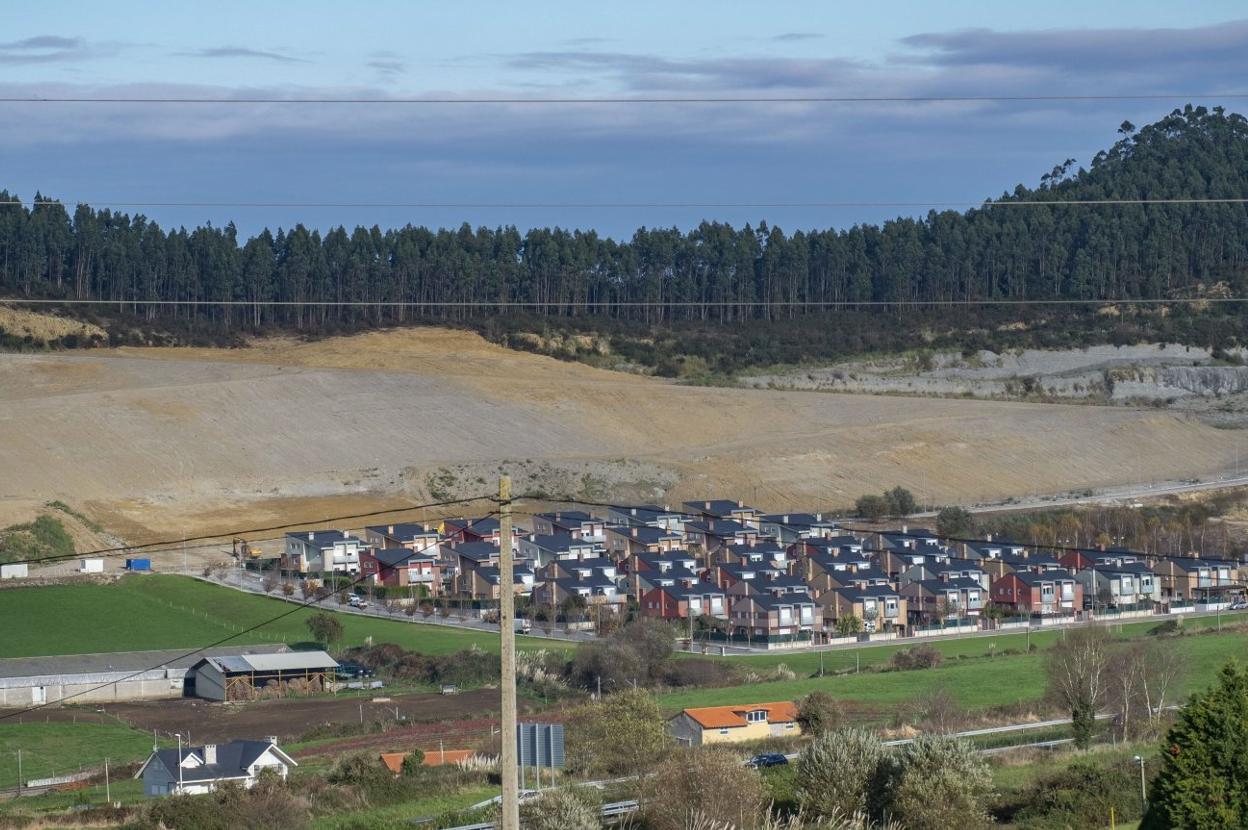 La zona en que se ubicaba la urbanización demolida ya ha sido restaurada. 