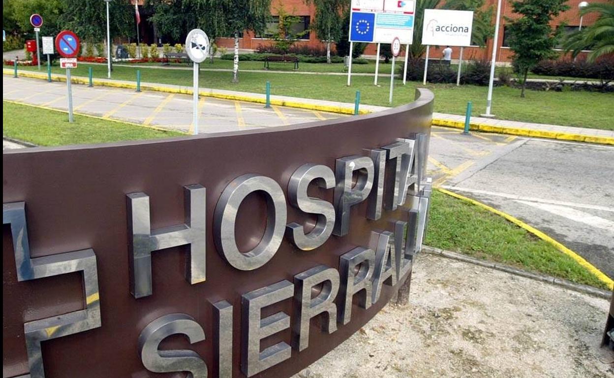 Un «error» en las nóminas deja a los médicos residentes de Sierrallana sin cobrar las guardias