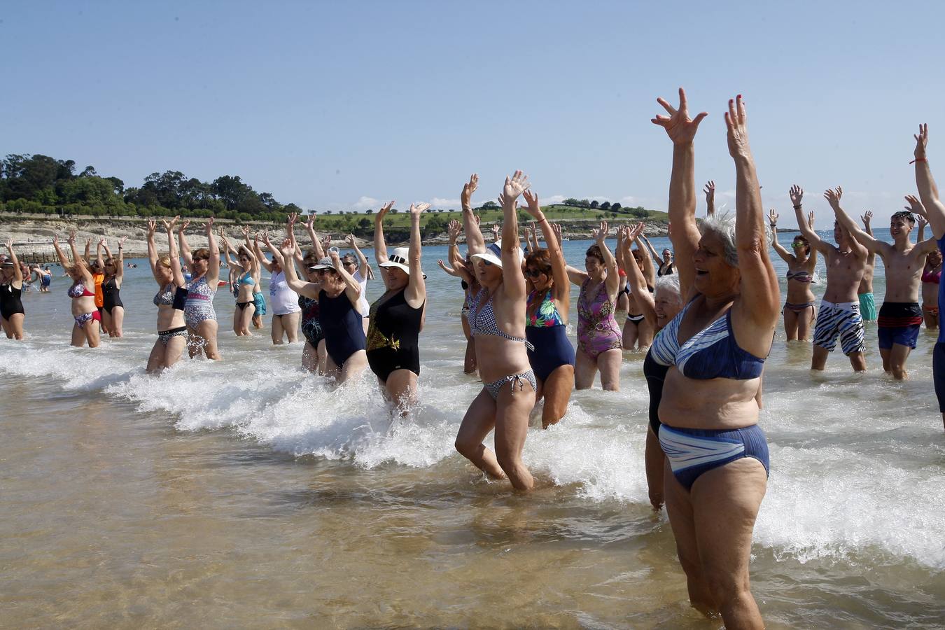 Fotos: Cantabria se moja por la esclerosis