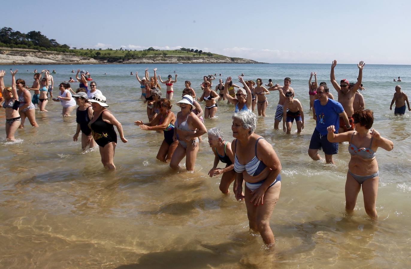 Fotos: Cantabria se moja por la esclerosis