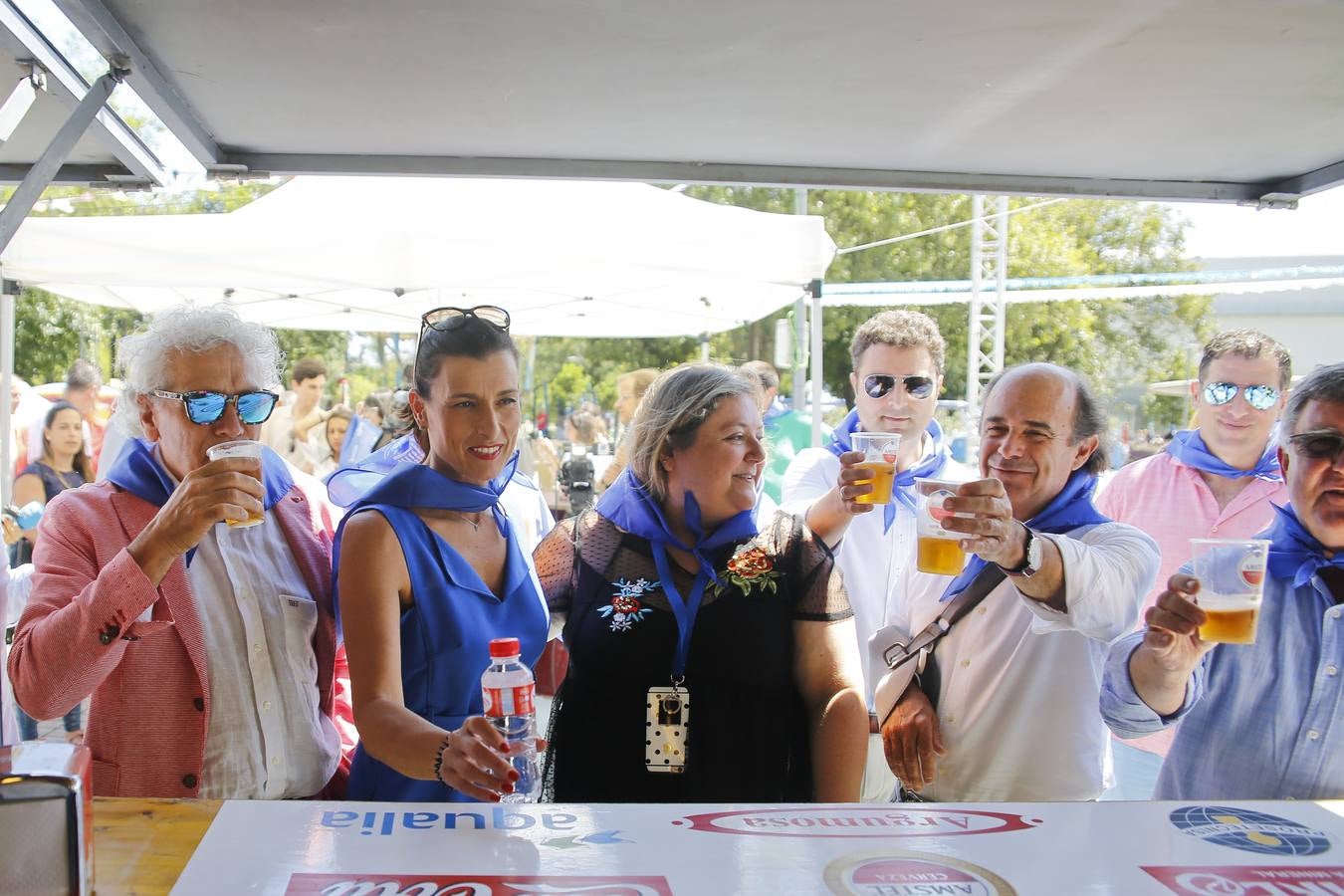 La alcaldesa de Santander, Gema Igual, inaugura las casetas de las fiestas de la capital cántabra.