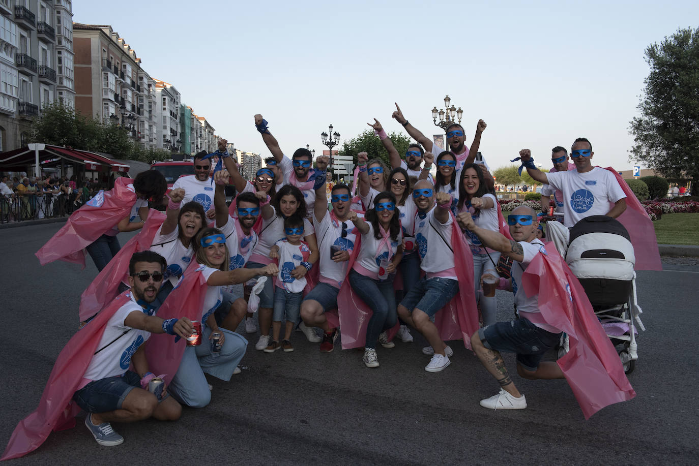 Fotos: Las calles de Santander se llenan de gente en el arranque de las fiestas