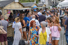 Las casetas de la plaza Alfonso XIII.