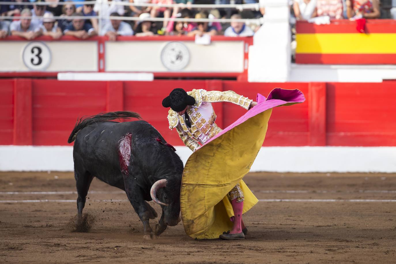 Fotos: Otra jornada más en el coso santanderino