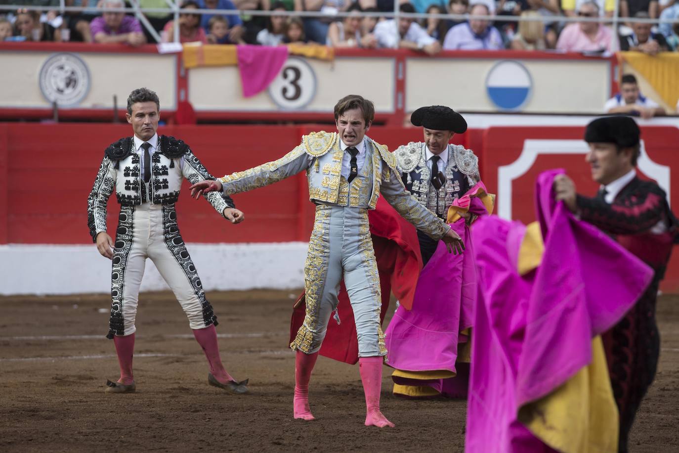 Fotos: Otra jornada más en el coso santanderino