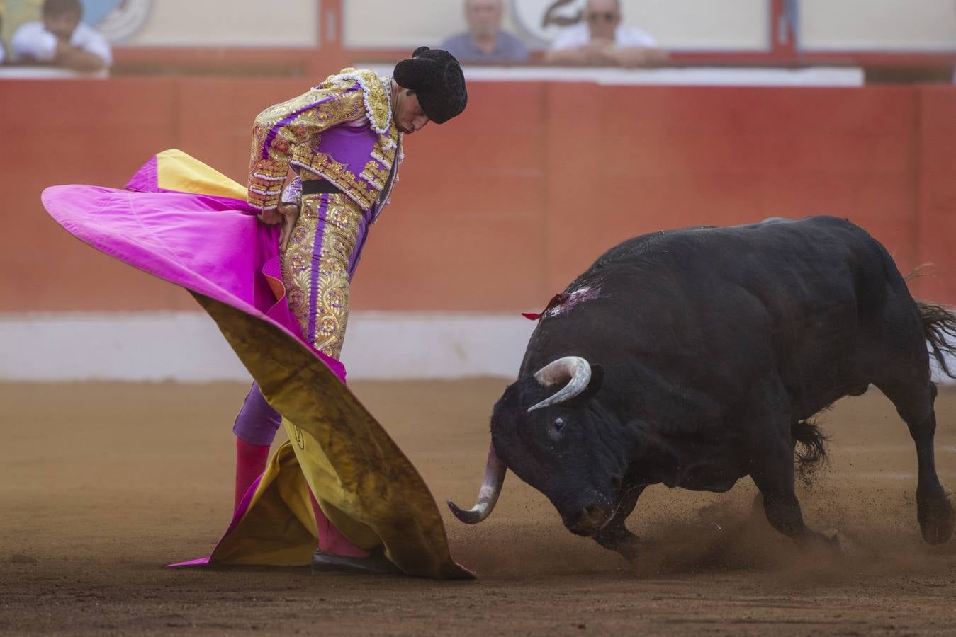 Quinto festejo de la feria con David Fandila 'El Fandi', Sebastián Castella y Alejandro Marcos