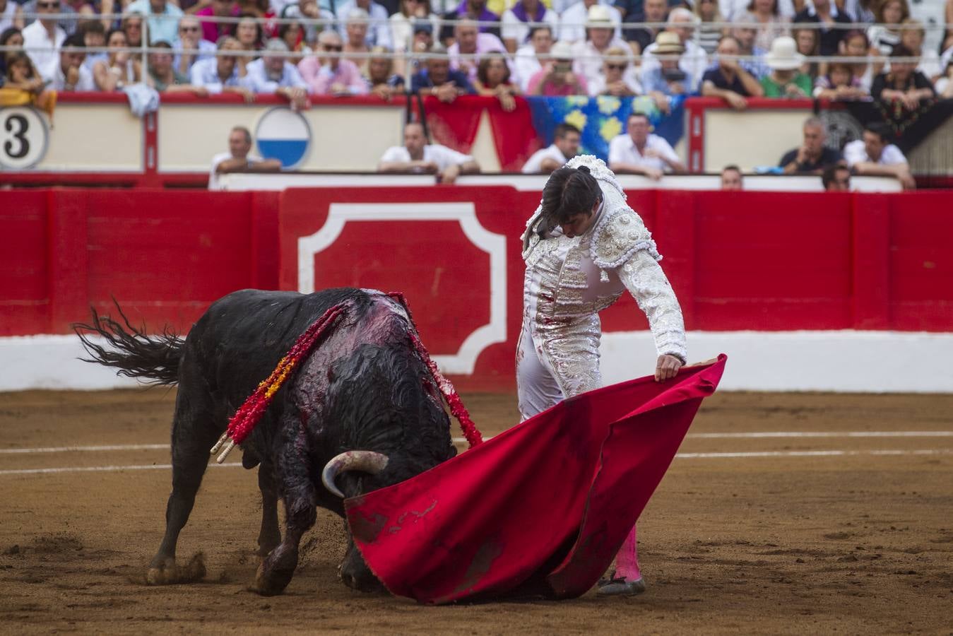 Quinto festejo de la Feria de Santiago con Miguel Ángel Perera; Julián López «El Juli», y Pablo Aguado 