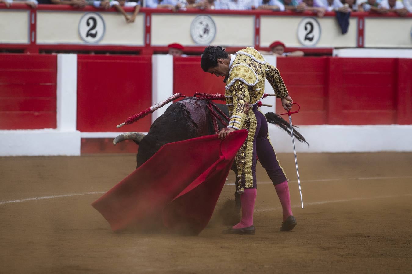 Quinto festejo de la Feria de Santiago con Miguel Ángel Perera; Julián López «El Juli», y Pablo Aguado 