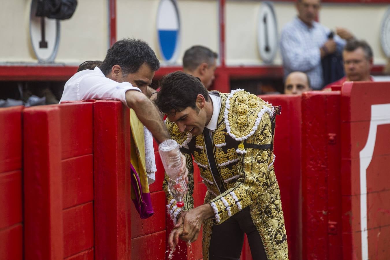 Sexto festejo de la Feria de Santiago con Cayetano, Diego Urdiales y José María Manzanares