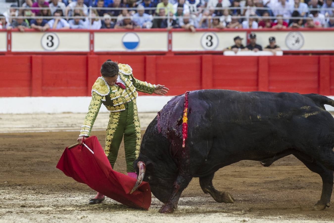 Sexto festejo de la Feria de Santiago con Cayetano, Diego Urdiales y José María Manzanares