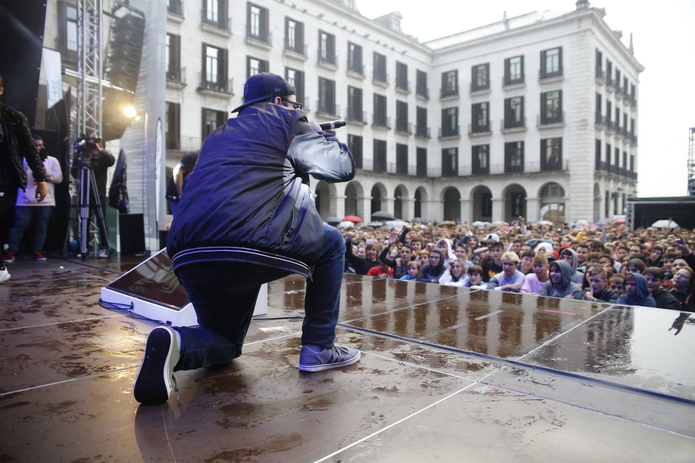 Improvisar es para valientes. Sobre todo si se hace ante miles de personas. Pero de eso va precisamente el 'freestyle