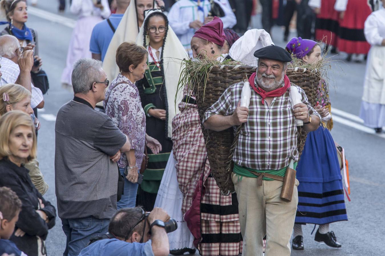 Fotos: La tradición invade Santander