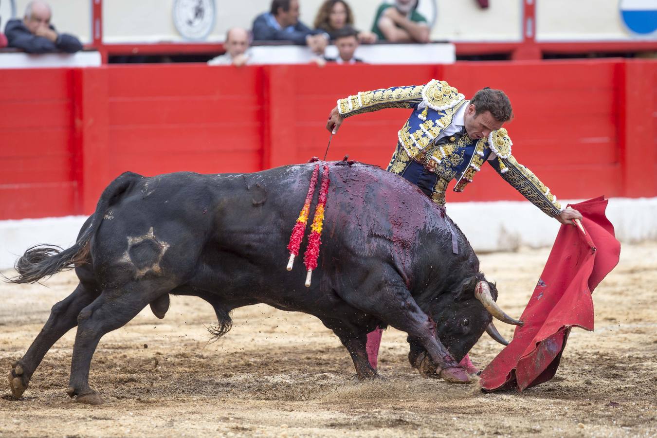 Séptimo y último festejo de la Feria de Santiago con Antonio Ferrera; Morante de la Puebla y Paco ureña