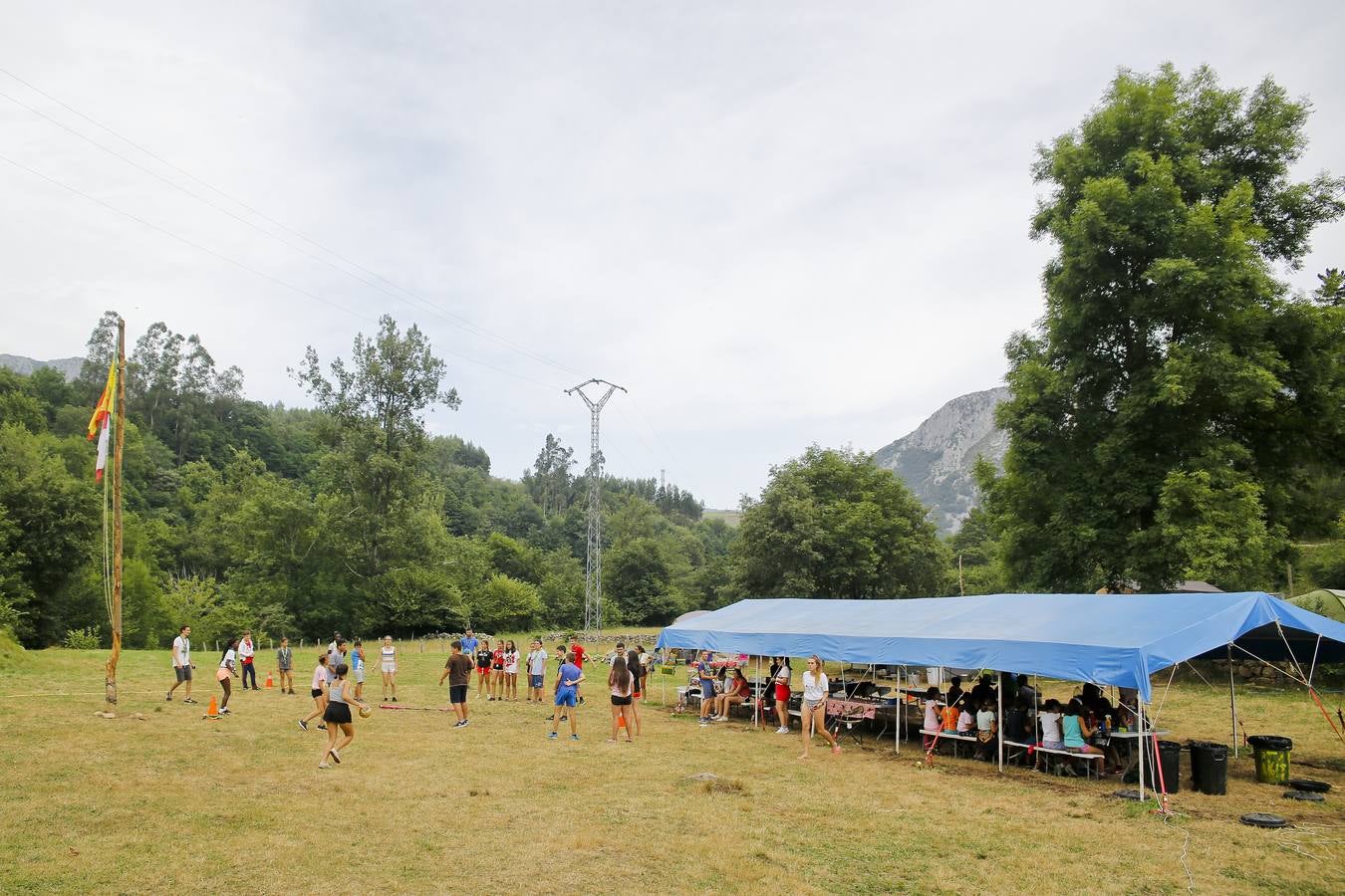 Los juegos son el principal divertimento de los campamentos.