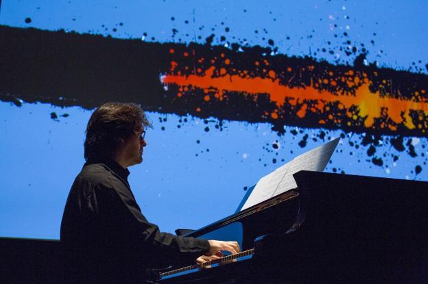 El pianista Juan Carlos Garvayo interpretará música de Alfredo Aracil.