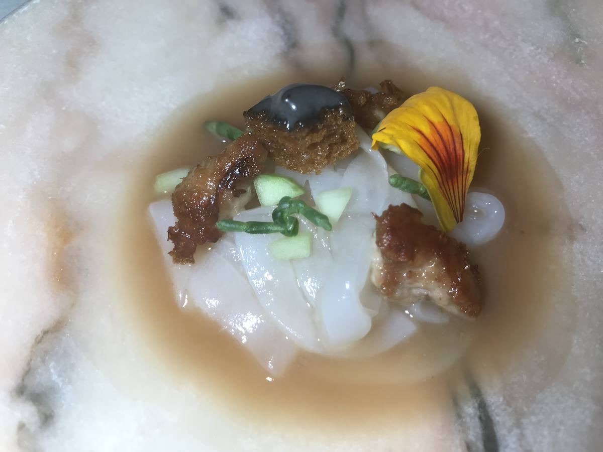 Entre los restaurantes gastronómicos de la región, quizá El Molino sea el que más solera tenga, por su edificio, por su trayectoria y por su historia.