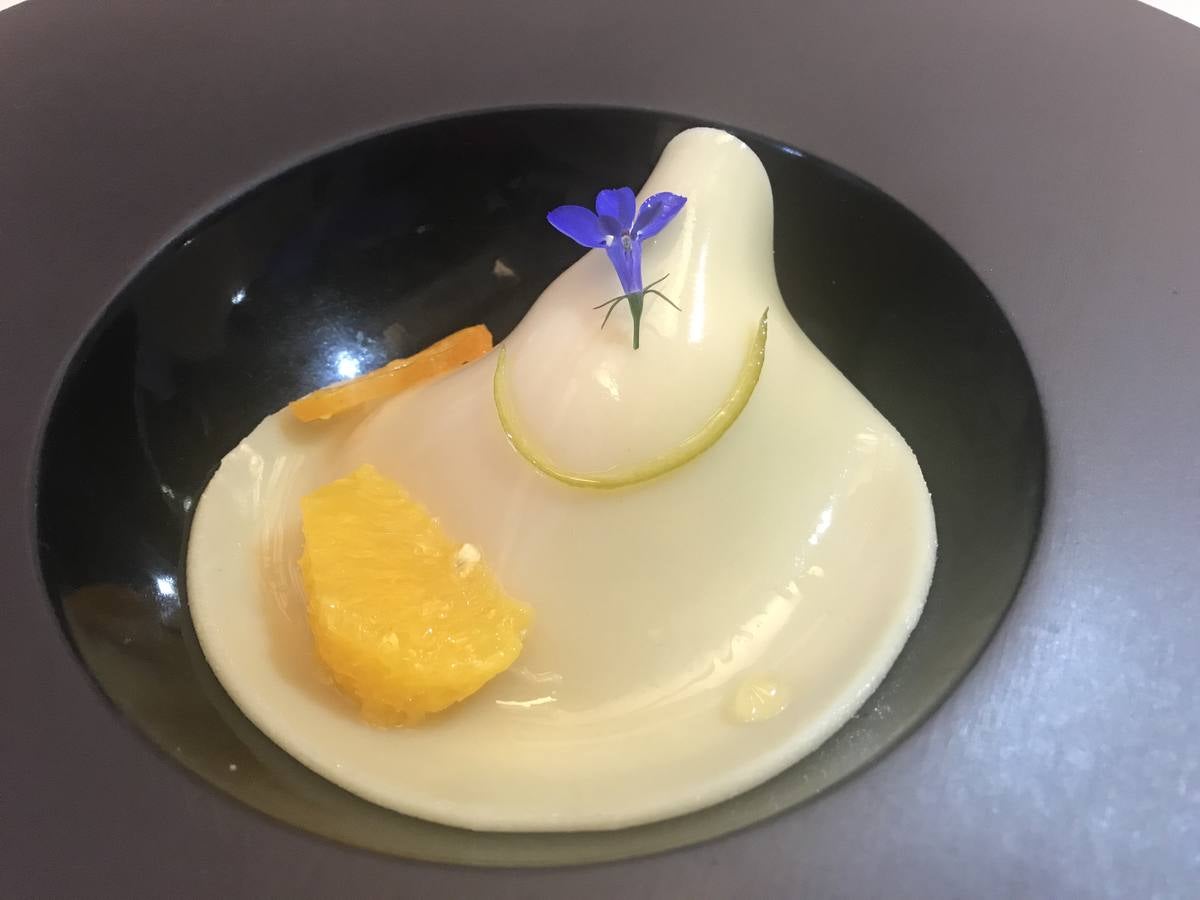 Entre los restaurantes gastronómicos de la región, quizá El Molino sea el que más solera tenga, por su edificio, por su trayectoria y por su historia.