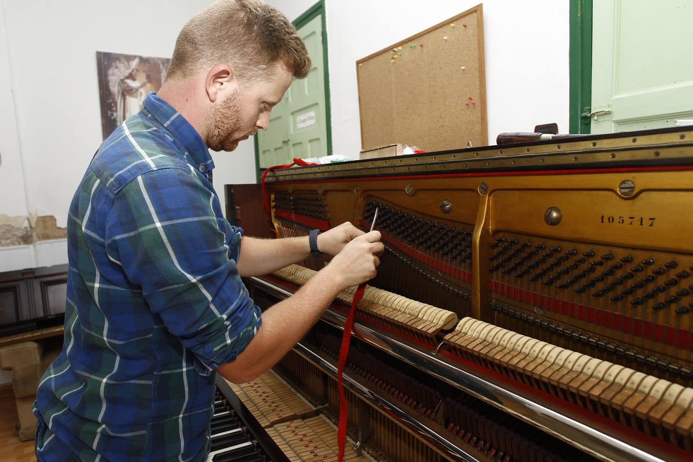 Fotos: Daniel Chiprian, afinador de pianos