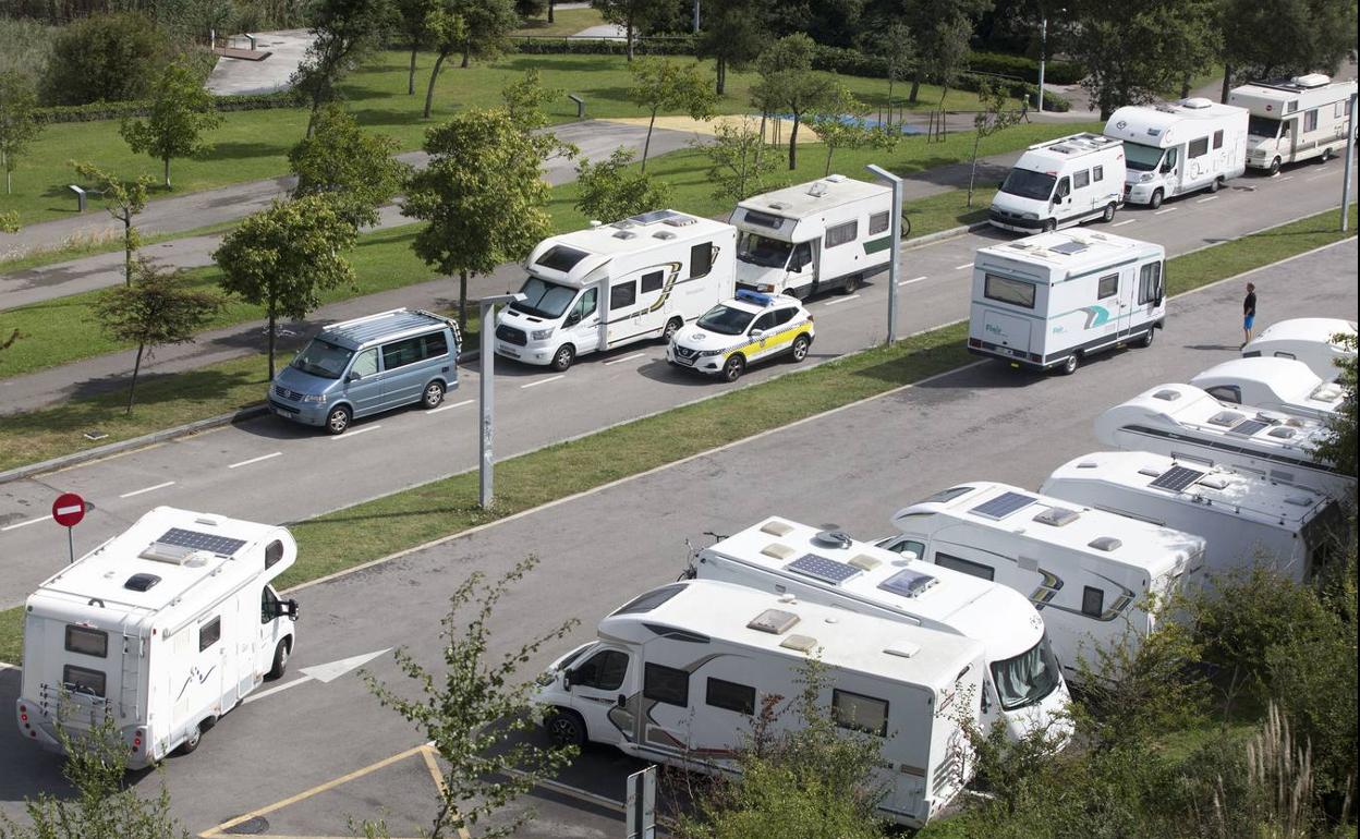 Área de estacionamiento de autocaravanas en Las Llamas