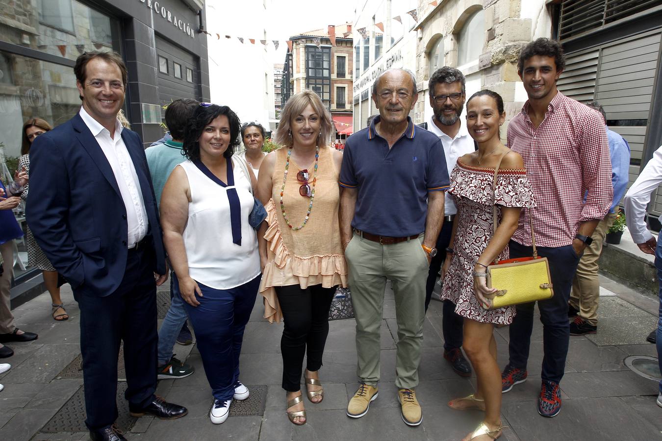 Álex Gómez, Isabel Herrera, Rosa Díaz, Javier López Marcano, Gerson Lizari, Ana González y Nacho González.