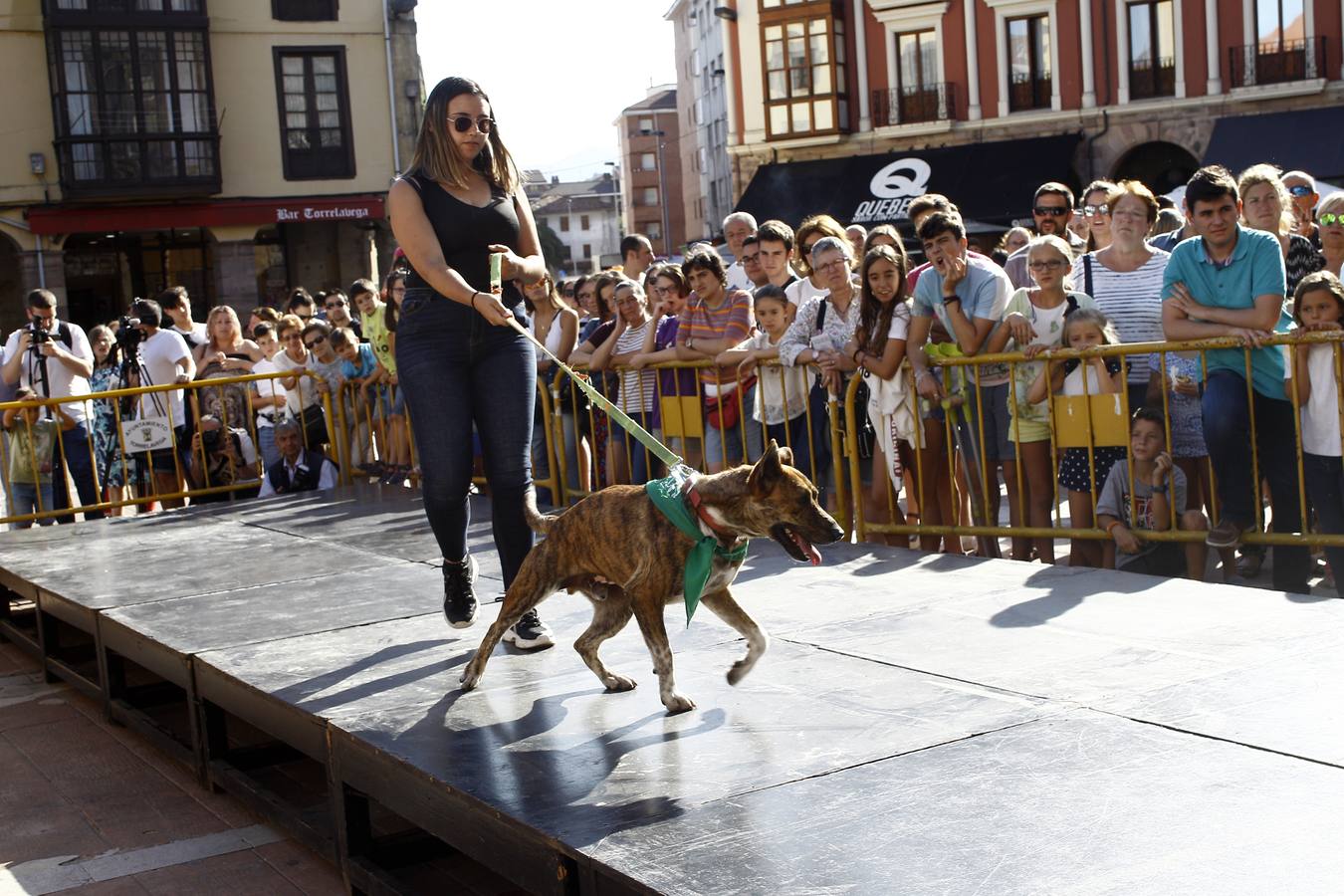 Fotos: De día y de noche, la fiesta no para en Torrelavega