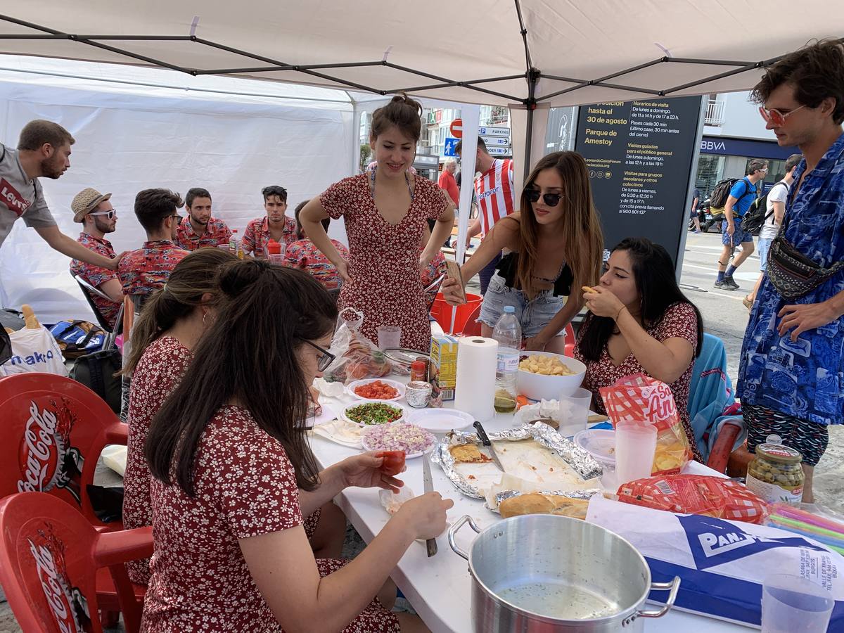 Fotos: Castro reúne a miles de personas en torno a un plato de marmita